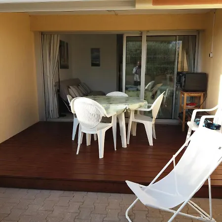 Appartement T2 Rez De Jardin Front De Mer, Piscine Apartment Agde